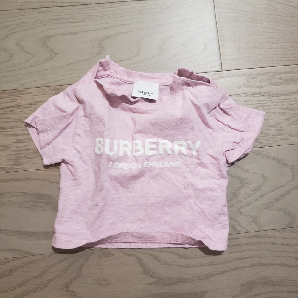 Burberry baby top 6 months